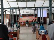 Tampilan Forum Anak Desa Tanjungsari (Fandesty) dalam kongres anak#10